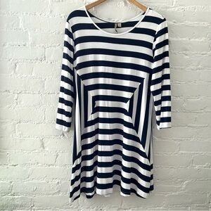 Comfy USA Striped Flowy Tunic Top Black White Lagenlook Coastal Size Medium